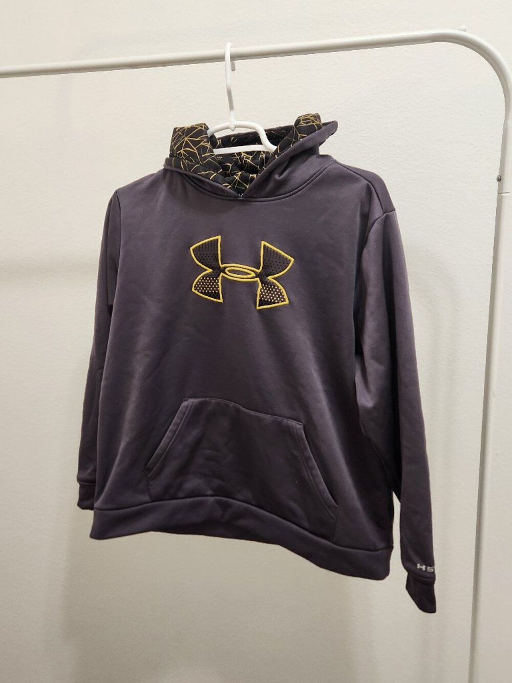 Under Armour - Gray & Yellow Hoodie - Youth XL